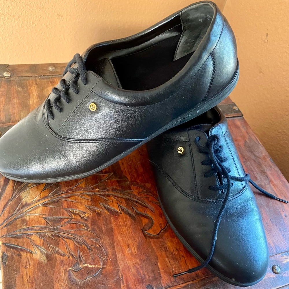 Easy Spirit Anti Gravity shoes